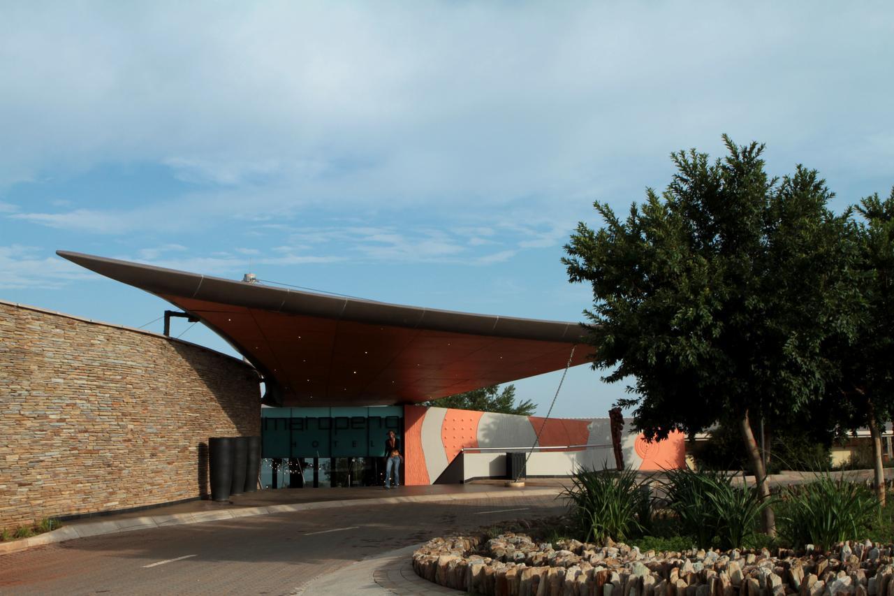 Maropeng Boutique Hotel Magaliesburg Exteriör bild